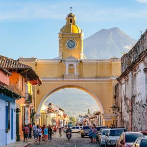 Río Dulce a Antigua Guatemala o viceversa